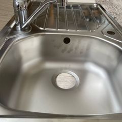 kitchen sink and mixer Tap