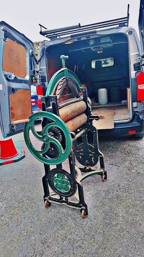 Antique 1800s heavy duty clothes mangle