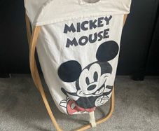 Laundry basket / toy basket