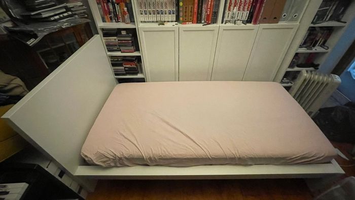 IKEA Malm white single bed
