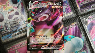 Galarian Slowking VMAX ! Ultra Rare ! from Chilling Reign Set ! 2021 ! Pokemon Card !