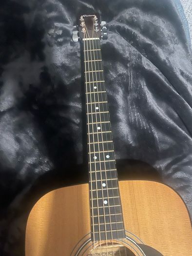 Complete Acoustic Guitar Beginner Bundle