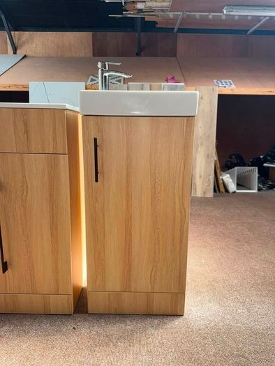Clearance Deal Oak Cloakroom Vanity Unit Sink