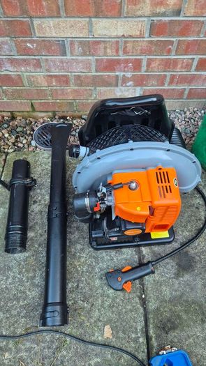 petrol chainsaw leaf blower concrete saw hedge clipper