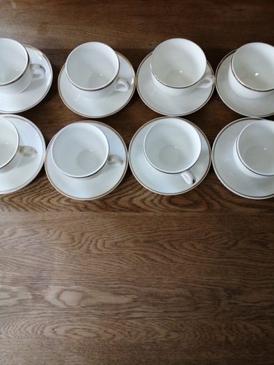 Wedgwood Vintage Cups & Saucers Bone China  Hotel Quality x 8