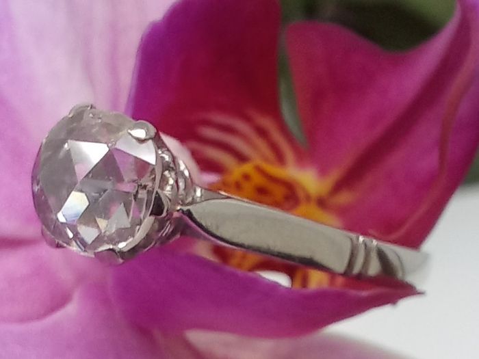 Antique Diamond 18ct White Gold Solitaire Ring