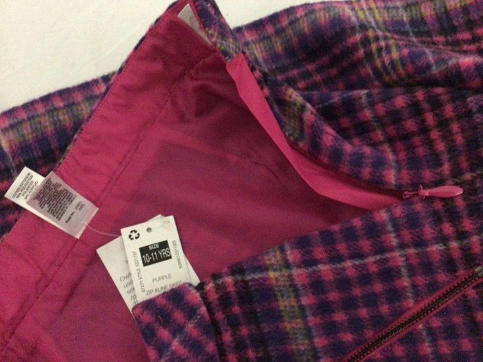 Dunnes Girls Pink Check autumn winter Skirt Bnwts age 10/11 years