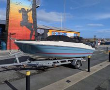 Bayliner VR4 Bowrider Wakeboard ready