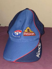 AFL Western Bulldogs On-Field  Cap