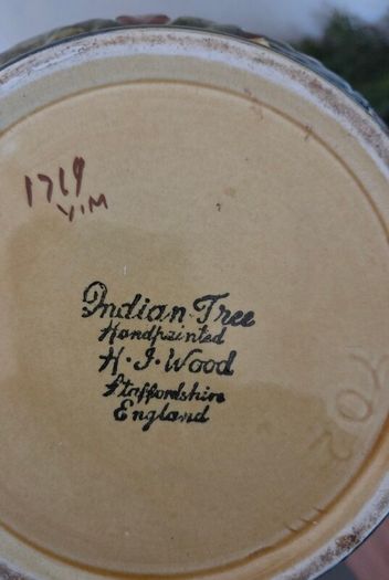 Planter H. J. Wood Indian Tree