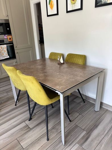Kitchen dining table and four chairs