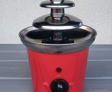 Mini chocolate fountain