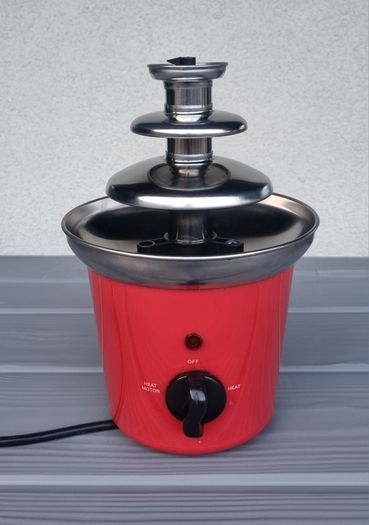 Mini chocolate fountain