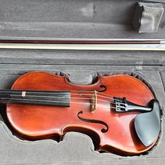 Westbury Intermediate Antiqued Violin 3/4