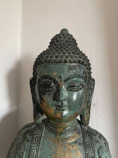 Chinese bronze Buddha heavy very beautiful gold