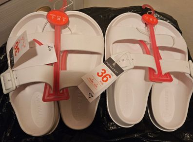 Cozy Sliders Primark BNWT