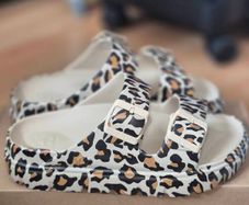 Ladies sandles