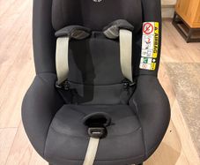 Maxi Cosi Car Seat with Isofix