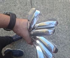 Bridgestone J33 Regular flex Irons 4-pw
