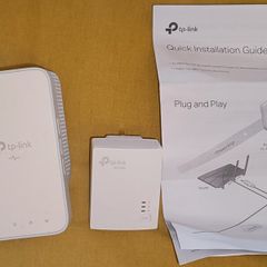 TP-Link Powerline Wi-Fi Extender AV1000 AC1200 (TL-WPA7517 KIT)