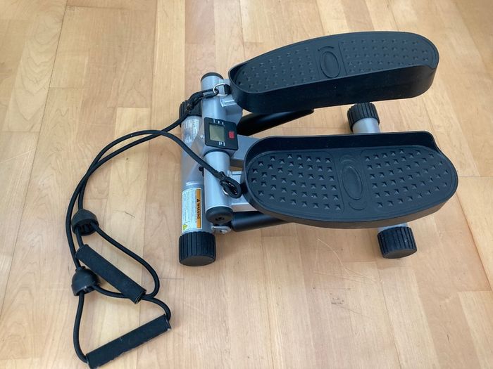 Stepper exercise machine