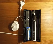 Electric toothbrush