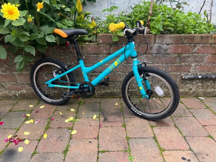 carrera kids bike in great condition working 100%