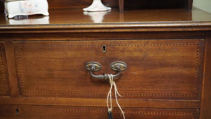 Edwardian Mahogany Dressing Table
