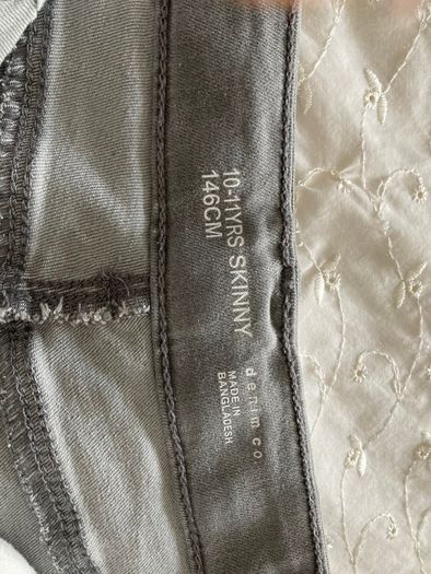 Skinny Grey jeans age 11-12 (146cm)