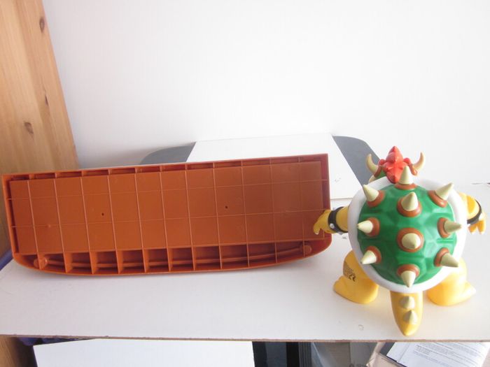 Super Mario Deluxe Bowser Battle Playset