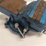 4" bench vice Image 5