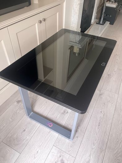 Office furniture table
