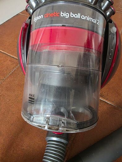 Dyson Cinetic Big Ball Animal 2 vacuum cleaner