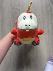 Pokemon fucecco plushy