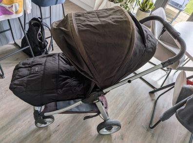Free Mamas & Papas Carrycot/Buggy/Car Seat Bundle with Accessories (Well-Loved but Fully Functional)