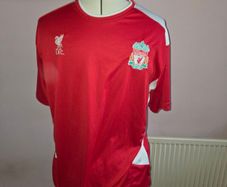 Early 2000s Liverpool Fan Jersey - XL size