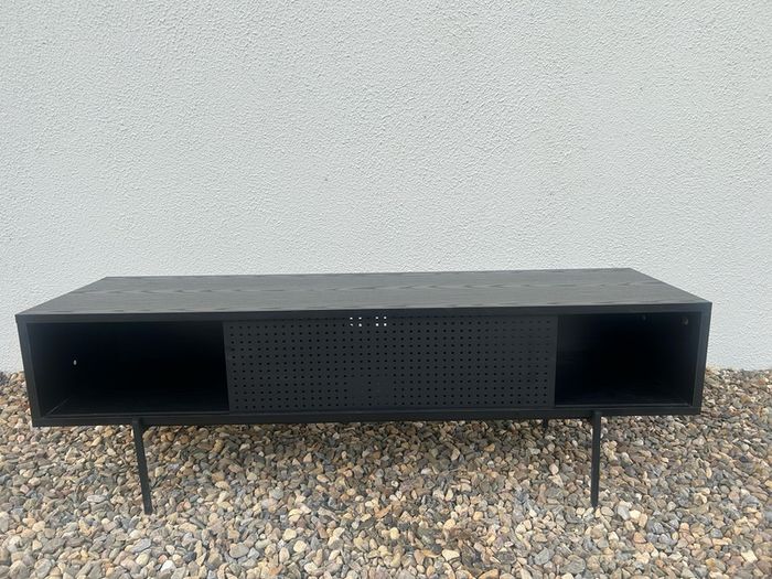 Tv unit