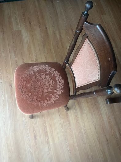 Set of 4 Beautiful Vintage Solid Wood Chairs 200