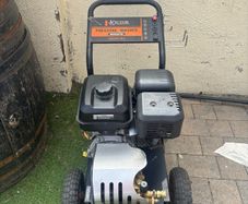 Professional power washer & accessories