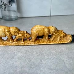 Vintage 1970s Repro Hand Carved Shoehorn with Elephant Motif Handle in sturdy Resin
