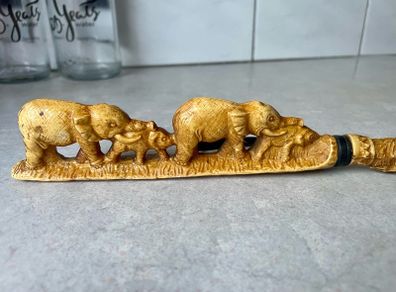 Vintage 1970s Repro Hand Carved Shoehorn with Elephant Motif Handle in sturdy Resin
