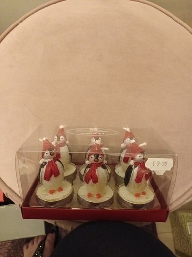 6 Christmas TLight penguin candles