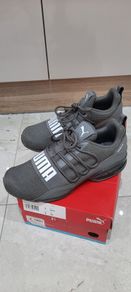 Puma runners Size 7 (40.5)