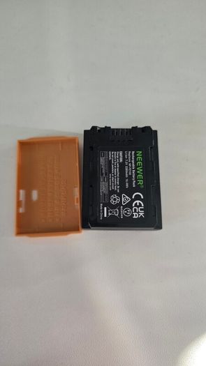Neewer NP-FZ100 Batteries 3pk with Charging Station
