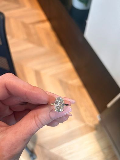 Bespoke Diamong Ring service