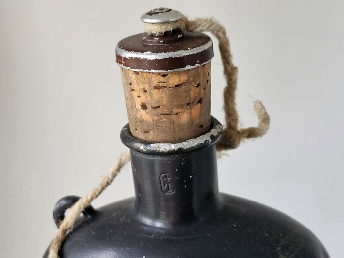 WW2 era Swiss Army Military Issued Canteen set Collectable Militaria