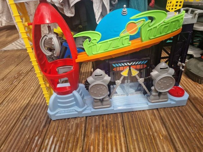 toys