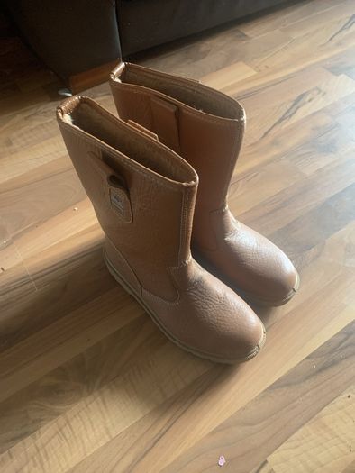 safety boots