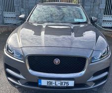 Jaguar F-pace