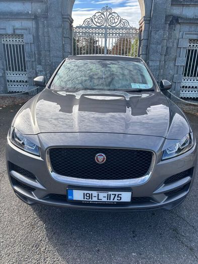 Jaguar F-pace